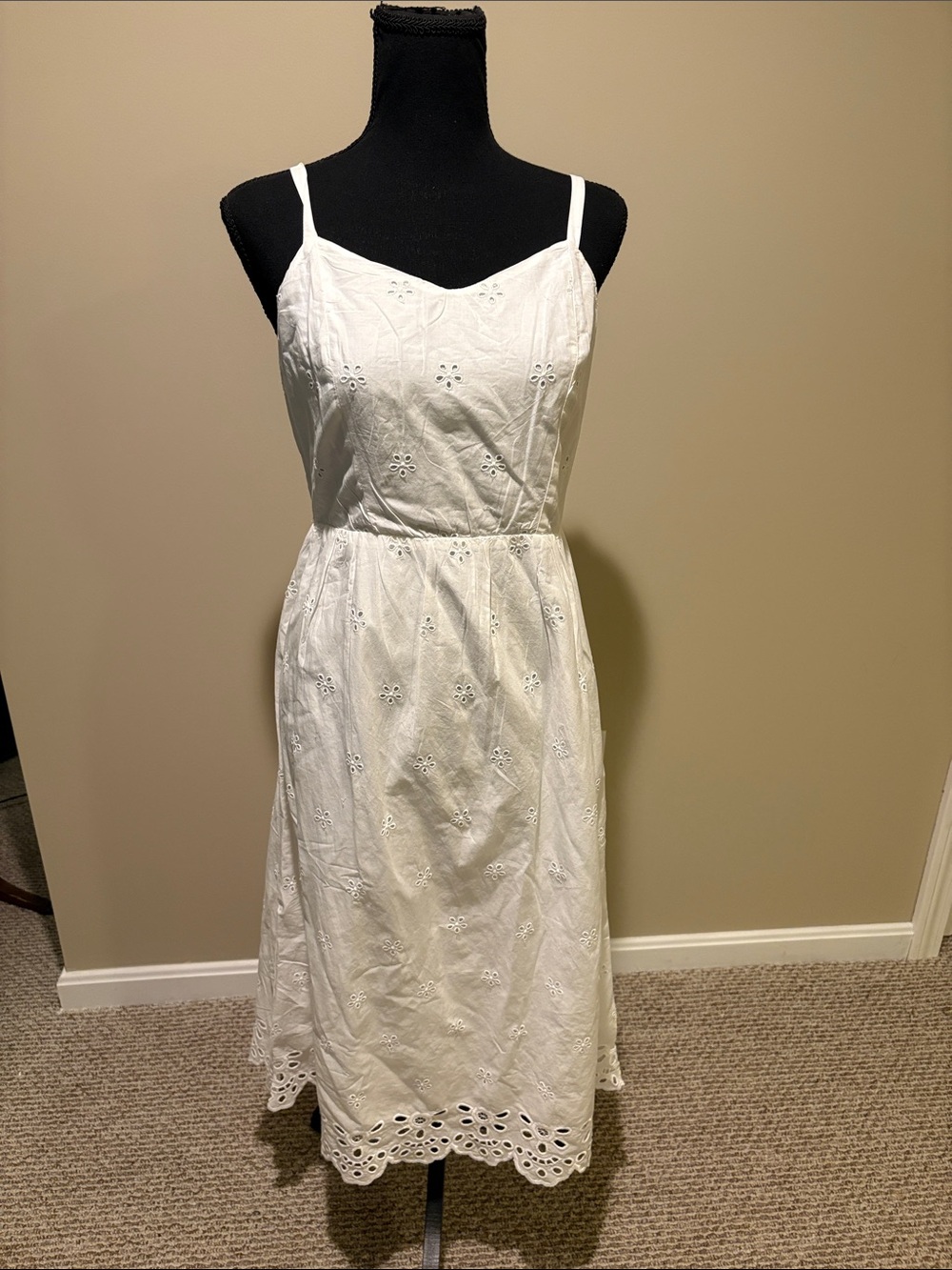NWT White Eyelet Spaghetti Strap Sundress